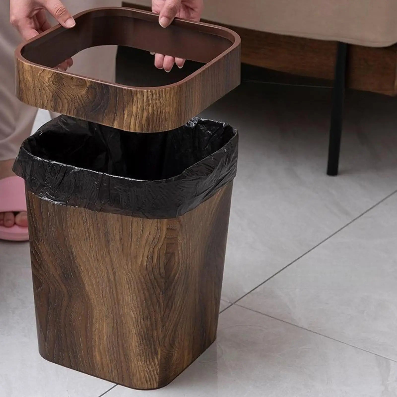 Stylish Leakproof Trash Can – Decorative Anti-Skid Waste Bin for Home & Bathroom