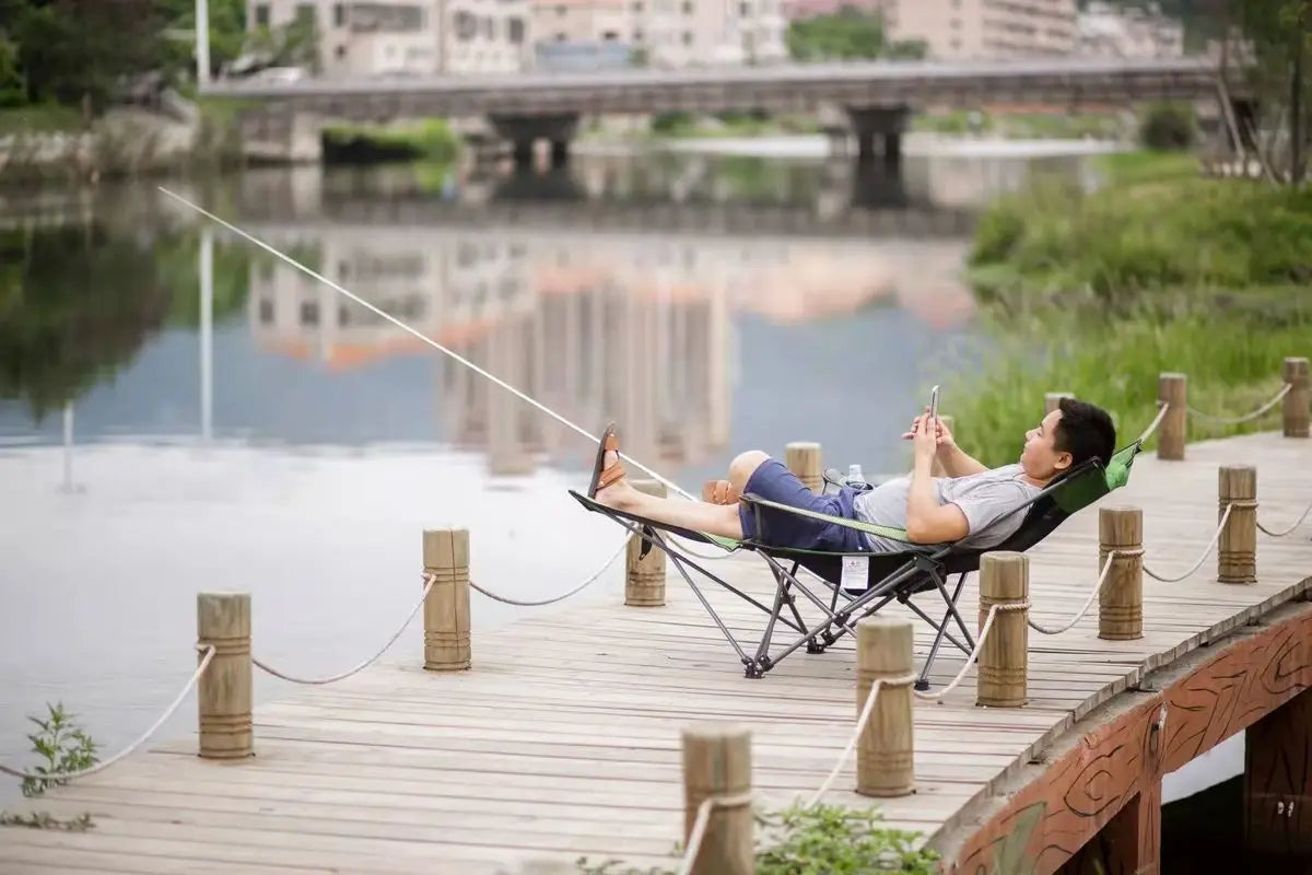 Outdoor Folding Recliner Chair – Portable & Adjustable Camping Chair