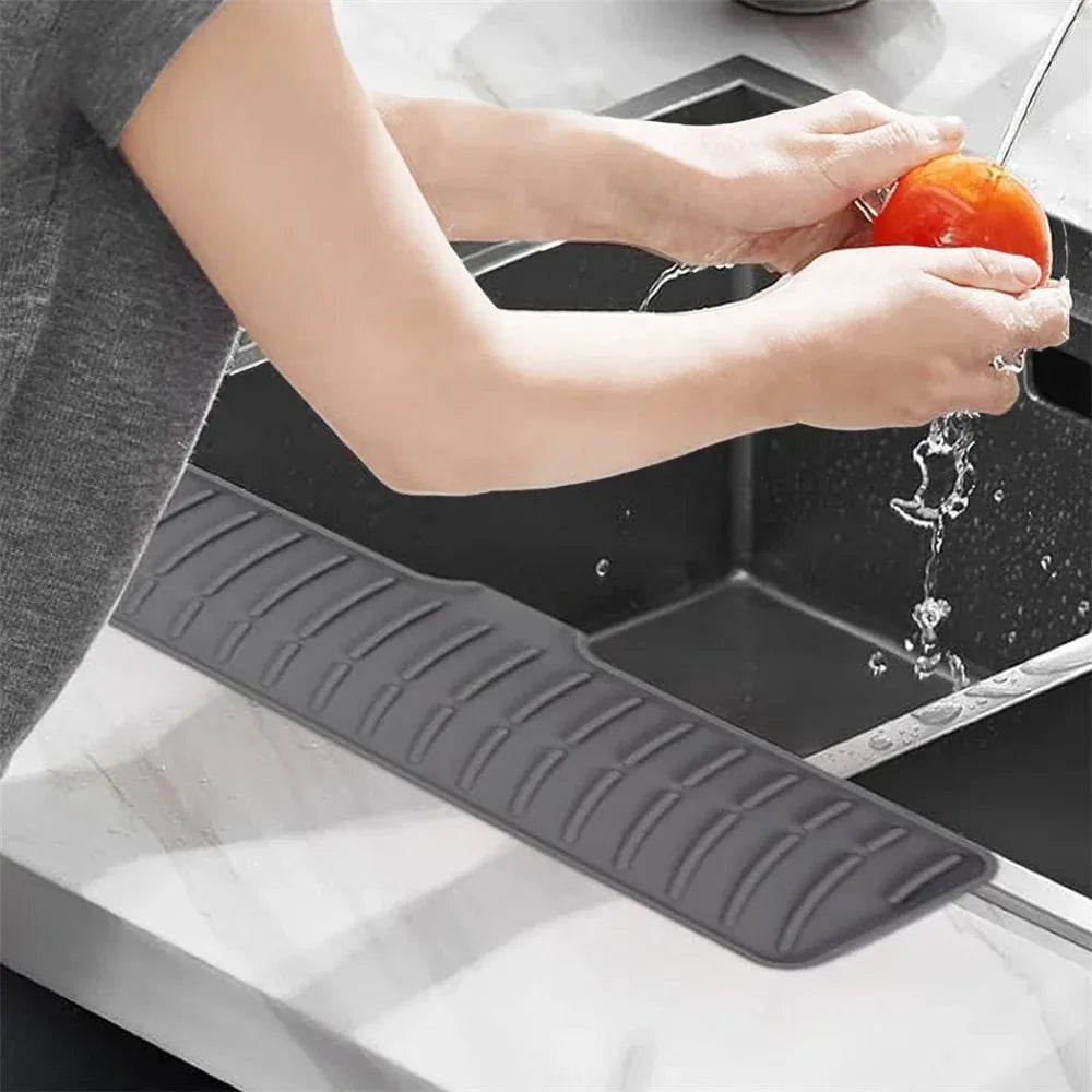 Silicone Kitchen Sink Splash Guard – Faucet Draining Pad with Lip & Drip Catcher